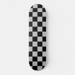 Schwarzes u. graues kariertes überprüft skateboard