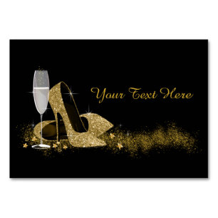 Schwarzes und GoldAbsatz-Schuh Tischnummer