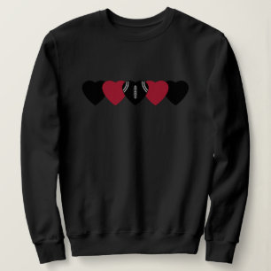 Schwarzes und rotes Herz Football Sweatshirt