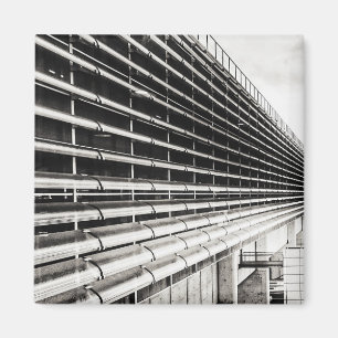 Schwarzes und weißes Gebäude Magnet