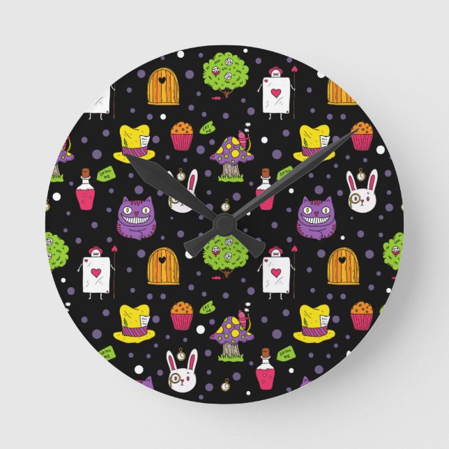 Schwarzes Wonderland Runde Wanduhr (Vorderseite)