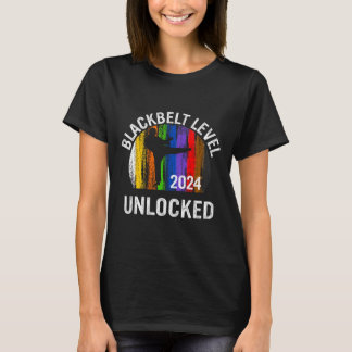 Schwarzgurt Männer Errungenschaft Martial Arts Kar T-Shirt