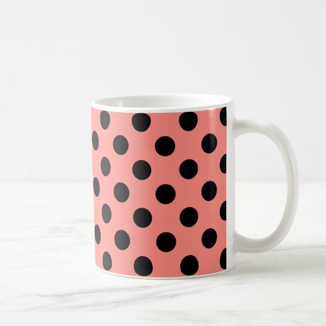 Schwarzpolka-Punkte auf Pfirsich Tasse (Rechts)