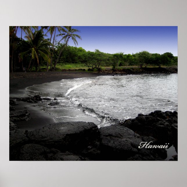 Schwarzsandstrand Poster (Vorne)