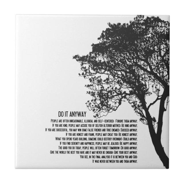 Schwarzweiss-Baum tun es irgendwie Fliese (Vorderseite)