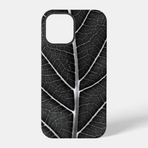 Schwarzweiß glühendes Blatt Nahaufnahme iPhone 12 Pro Hülle