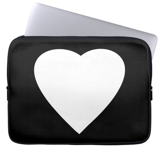 Schwarzweiss-Liebe-Herz-Entwurf Laptopschutzhülle (Vorderseite)