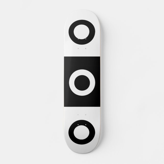 Schwarzweiß-Schachbrett Skateboard (Vorderseite)