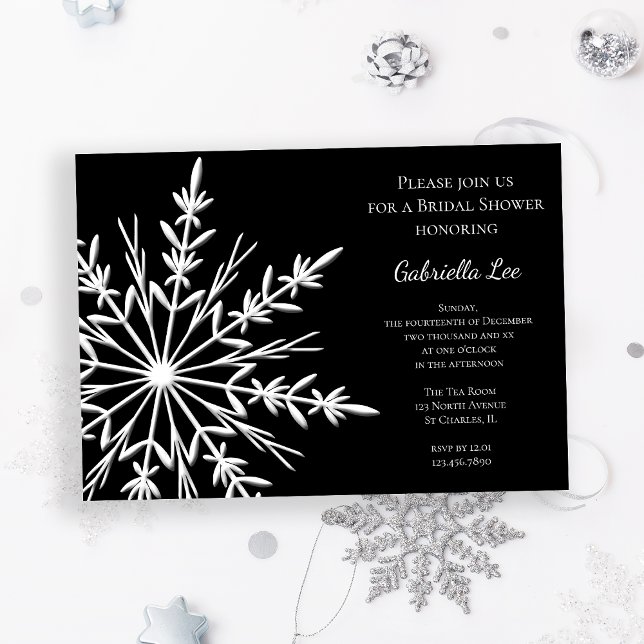 Schwarzweiss-Schneeflocke-Winter-Brautparty Einladung (Set the tone for your festive event with the Black White Snowflakes Winter Bridal Shower Invitation.)