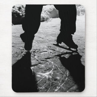 Schwarzweiss-Skate-Silhouette Mousepad
