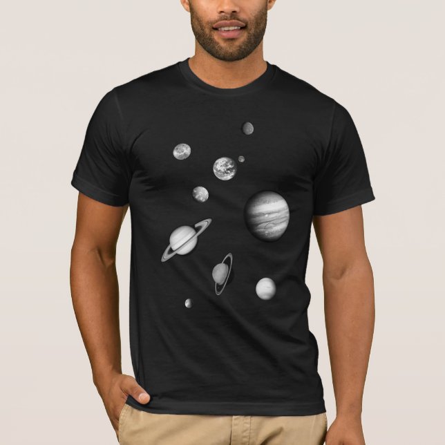 Schwarzweiss-Sonnensystem im Raum T-Shirt (Vorderseite)