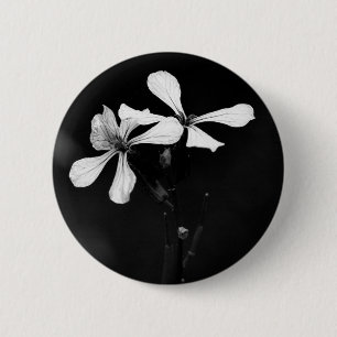 Schwarzweißblumen Button