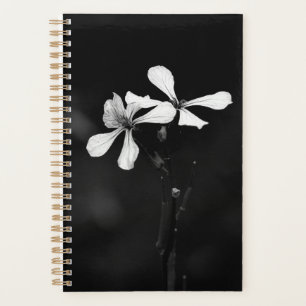 Schwarzweißblumen Planer