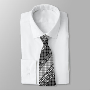 Schwarzweißpatchwork mit Spitze Krawatte