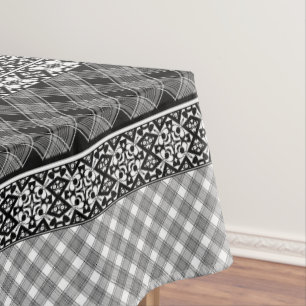 Schwarzweißpatchwork mit Spitze Tischdecke
