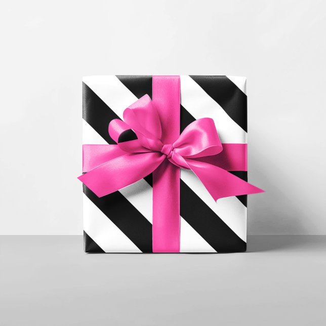 Schwarzweißstreifen Geschenkpapier (Black and White Diagonal Stripes Wrapping Paper)