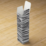 Schwarzweißzebramuster Weinbox<br><div class="desc">Eleganter Schwarz-Weiß-Zebrastreifen</div>