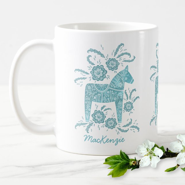 Schwedisches Dala Horse Aquamarine Personalisierte Kaffeetasse (Von Creator hochgeladen)