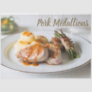 Schweinefleischmedaillons tenderloin mit Kartoffel Seidenpapier