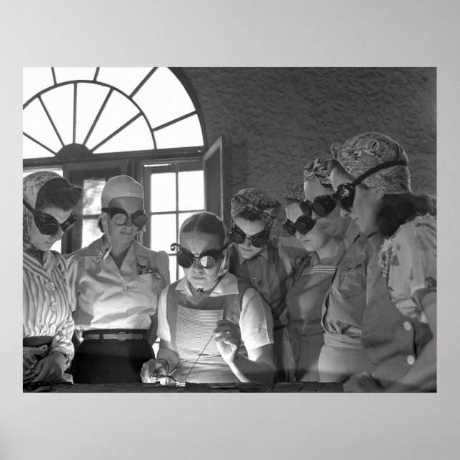 Schweißen von Frauen, 1942 Poster (Vorne)