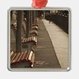 Schweiz, Tessin Kanton, Lugano. Lakefront Silbernes Ornament