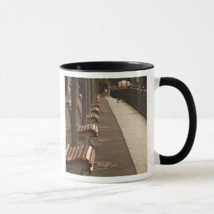 Schweiz, Tessin Kanton, Lugano. Lakefront Tasse