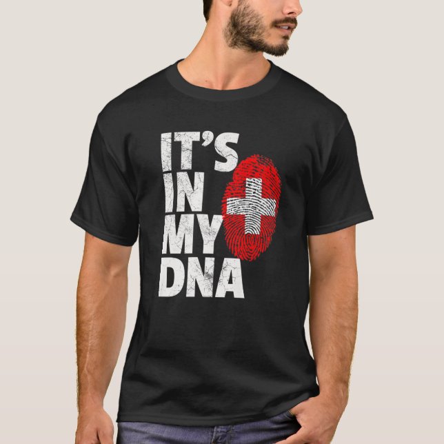 Schweizer Flagge Es ist in MEINE DNA Weihnachtsgi T-Shirt (Vorderseite)