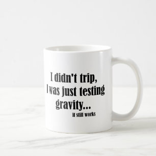 Schwerkraft-Arbeiten Tasse