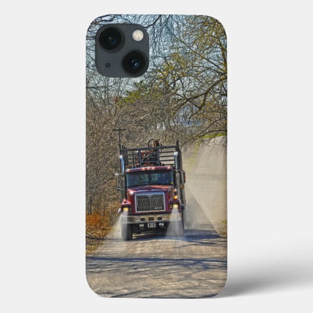 Schwerlastwagen auf einer trostlosen Landstraße Case-Mate iPhone Hülle (Rückseite)