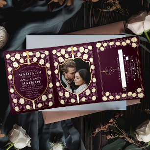 Schwert & Schild Mittelalterliche Fantasie Hochzei Dreifach Gefaltete Einladung