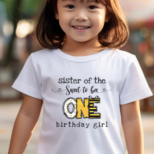 Schwester der So süß, um ein Geburtstagskind zu se T-Shirt