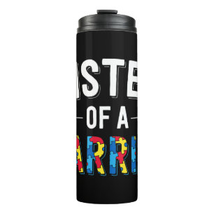 Schwester eines Kriegerdesigns. Stellen Sie das Pu Thermosbecher