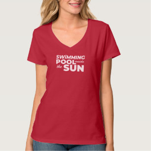 Schwimmbad in der Sonne Titel T-Shirt