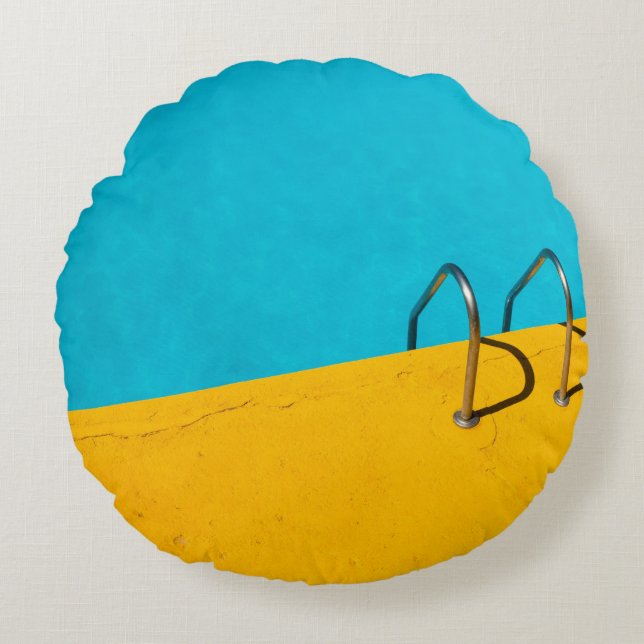 Schwimmbad mit Leiter aus nicht rostendem Stahl Rundes Kissen (Vorderseite)