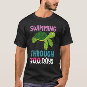 Schwimmen durch 100 Tage Schule Schildkröte T-Shirt