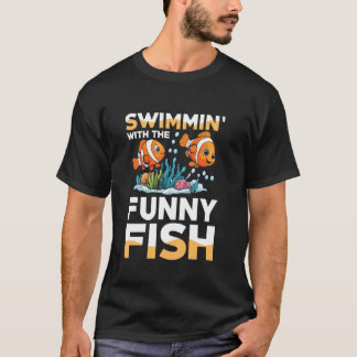 Schwimmen mit dem lustigen Fisch Clownfisch für ei T-Shirt