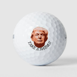 SCHWIMMEN SIE BEI TRUMP GOLFBALL