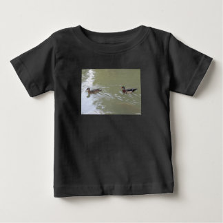 Schwimmende Enten Baby T-shirt