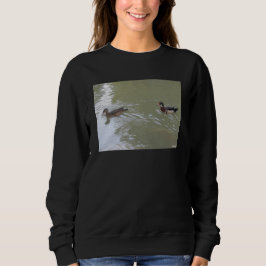 Schwimmende Enten Sweatshirt