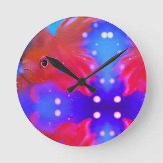 Schwimmender Fisch Runde Wanduhr