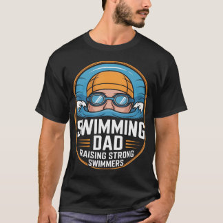 Schwimmender Vater, der starke Schwimmer aufzieht T-Shirt