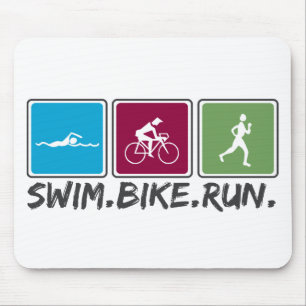 Schwimmenfahrrad laufen gelassen (Triathlon) Mousepad