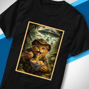 Sci-Fi-Dschungelkatze, die Ramen isst, trifft Alie T-Shirt