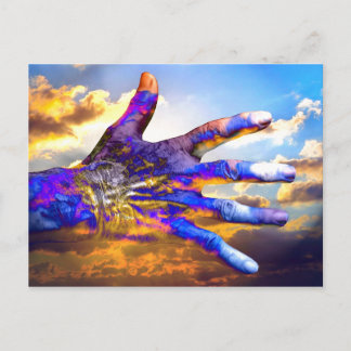 Sci-Fi Hand in der Sky Postkarte