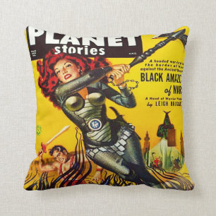 SCI FI PULP DESIGN COVER OF PLANET STORIES KISSEN