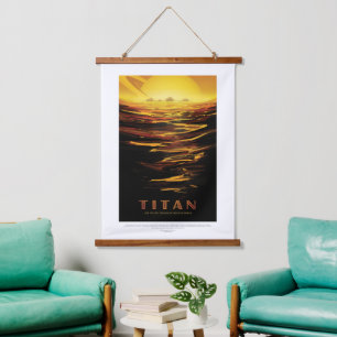 Sci-Fi-Reise-Werbung, Mond-Titan Wandteppich Mit Holzrahmen