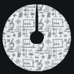 Science Biology Physics Geography Math Pattern Polyester Weihnachtsbaumdecke<br><div class="desc">Eine Sammlung von wissenschaftlichen Gegenständen bildet dieses lustige Geek,  Nerd Muster. Es gibt Gegenstände aus verschiedenen Naturwissenschaften wie Mathematik,  Biologie,  Physik,  Geografie,  Geologie und Chemie. Das ist ein Mikroskop,  Experiment,  Becher,  Bunsen Brenner,  Mathematik Symbole,  Kompass und andere Gegenstände.</div>