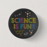 Science Birthday Party | Wissenschaft ist Spaß Button<br><div class="desc">Science Birthday Party | Science is Fun Button - Setzen Sie Ihren Labrador auf und machen Sie sich bereit für explosive Unterhaltung! Es ist die perfekte dekorative Touch für Ihr Party. Kein Test oder Experiment nötig, diese Taste übergibt sie alle mit fliegenden Farben. Dieser Funky Button ist Teil unserer Sammlung...</div>