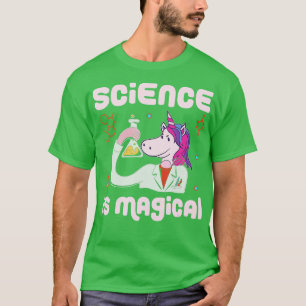 Science is Magical Scientifics Bildung Labrador T-Shirt