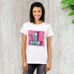 Science Test Tube T-Shirt<br><div class="desc">Mit unserem exklusiven Women's Science Chic Test Tube Graphic T - Shirt - wo Stil und Intellekt in einem Berg der Kreativität aufeinander treffen! Dieses einzigartige Tee ist ideal für die moderne Frau, die ihre Leidenschaft für Wissenschaft mit einer Touch Flair zu zeigen Lieben hat. Dieses Shirt aus ultra-weicher, atmungsaktiver...</div>